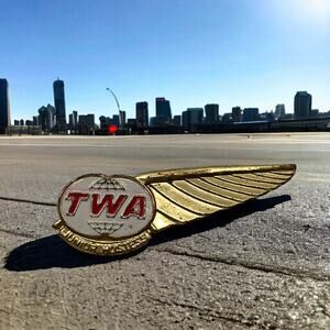 1960s TWA Junior Hostess Wings Pin Trans World Airlines Flight Attendant Gold